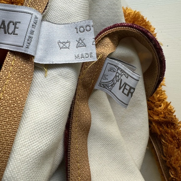 🔥Versace Barocco Medusa Reversible Pillows🔥 - Picture 3 of 6